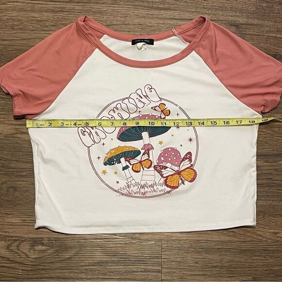 Ruby & Lace Cropped Short Sleeve Shirt Growing Mushroom Butterfly White Mauve XL - Picture 7 of 9